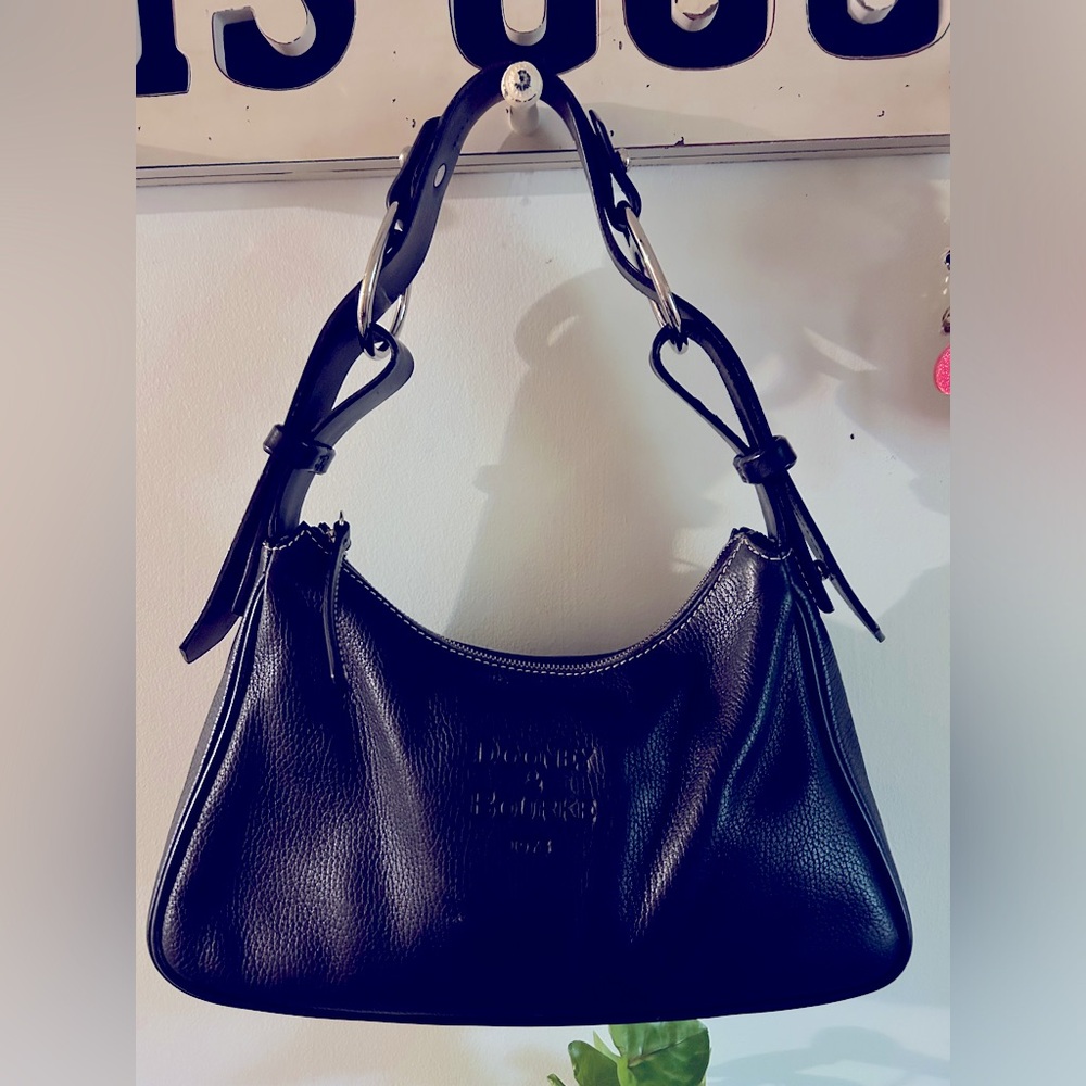 Dooney and Bourke shoulder bag purse